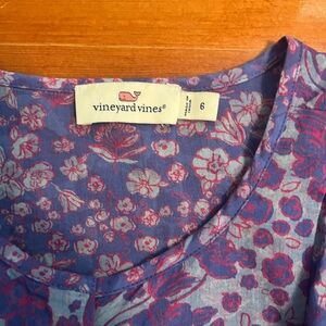 Vineyard vines long sleeve floral blouse